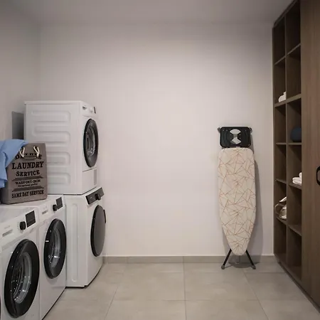 Chania Elegance アパートホテル