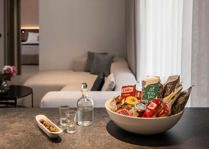 Chania Elegance Aparthotel 4*