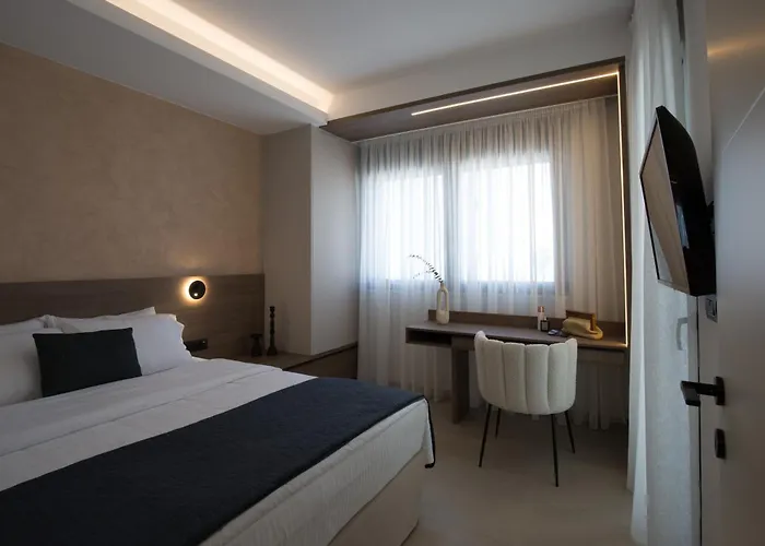 Chania Elegance Aparthotel 4*