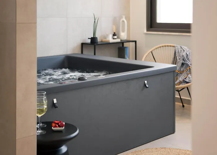 Chania Elegance 4* خانيا