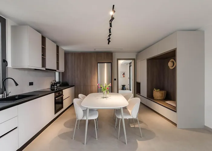 Chania Elegance شقة فندقية 4*